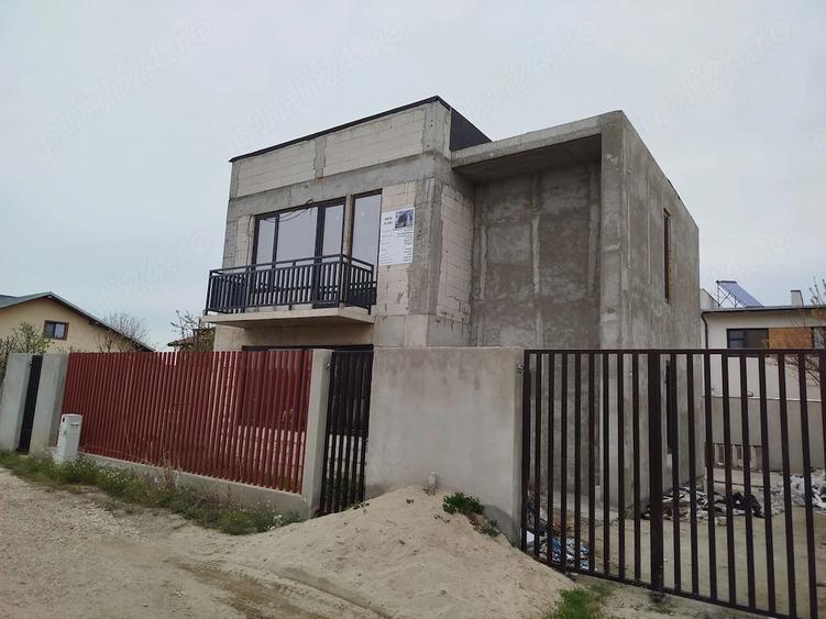 Casă cu Teren 315 Mp în Berceni