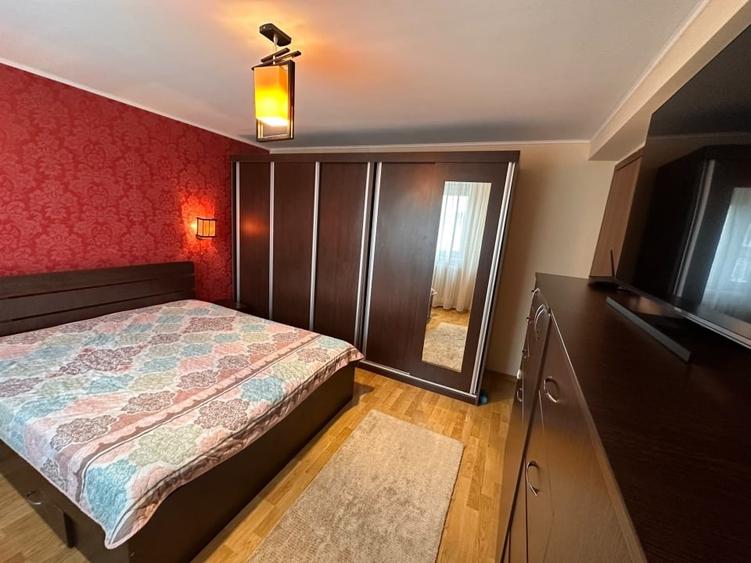 Apartament cu 3 camere decomandat, mobilat în Lujerului