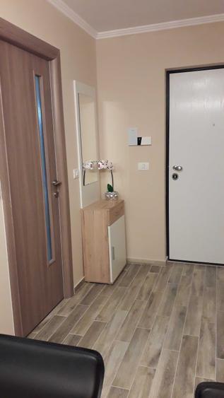 Apartament cu 2 camere semidecomandat în Nufărul