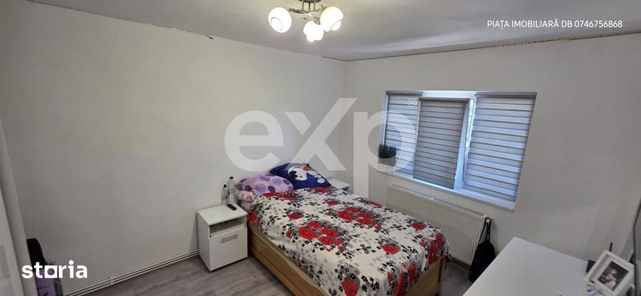 Apartament cu 2 camere decomandat în Micro 4