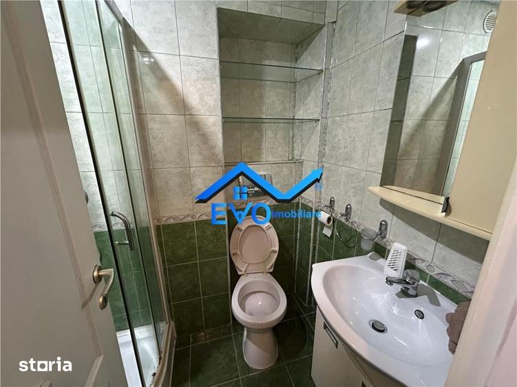 APARTAMENT CU 2 CAMERE DE INCHIRIAT - 1