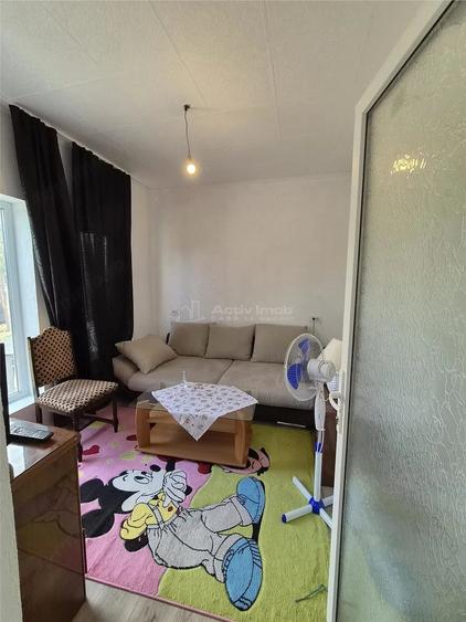 Casă cu 5 camere cu Teren 350 Mp în Variaș