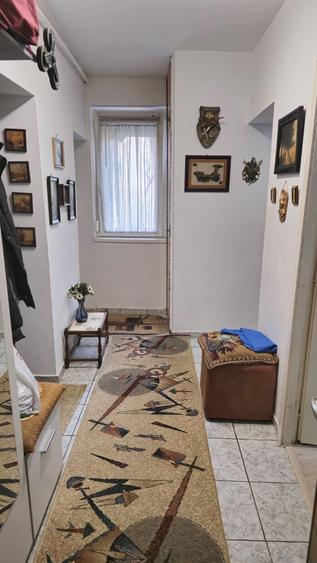 Apartament cu 3 camere decomandat în Șagului