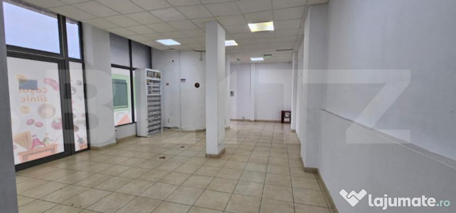 Spațiu comercial, de 120 mp, în 22 Decembrie