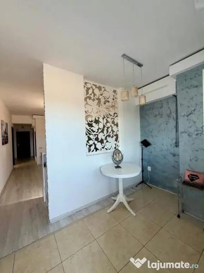 Apartament cu 3 camere decomandat în Ostroveni