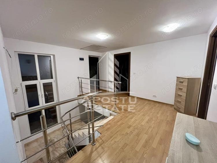 Casă cu 5 camere cu Teren 500 Mp în Moșnița Nouă