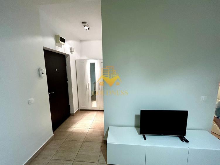 Apartament cu 2 camere semidecomandat, mobilat în Mărăști