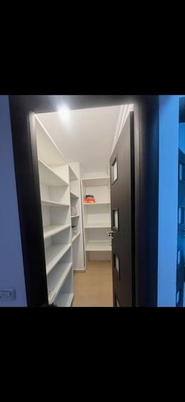 Apartament cu 3 camere decomandat în Casa de Cultură