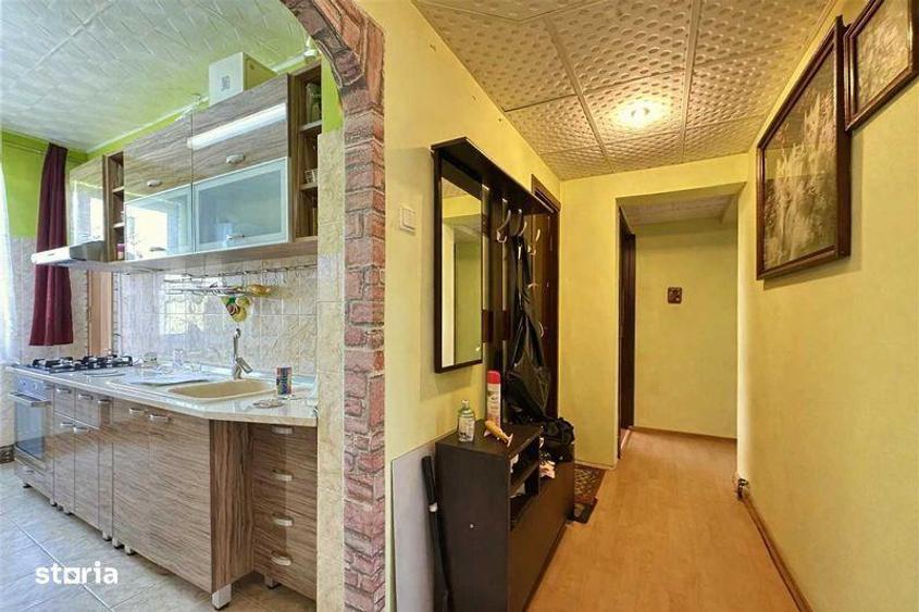 Apartament cu 3 camere în Micălaca