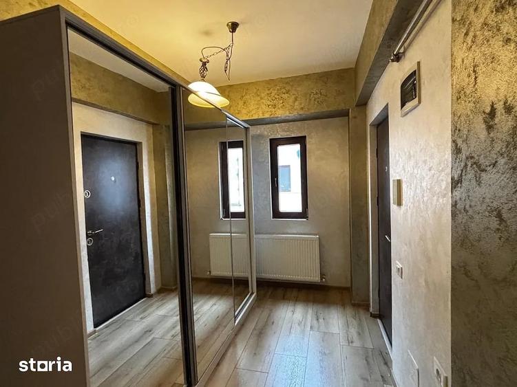 Apartament cu 3 camere decomandat, mobilat în Central