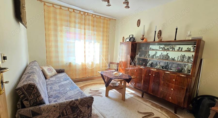 Casă cu 4 camere cu Teren 225 Mp în Muncitoresc
