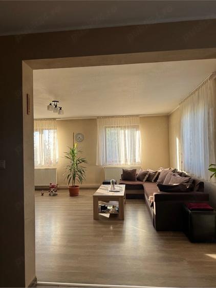 Casă cu 1 camere cu Teren 1000 Mp în Vladimirescu