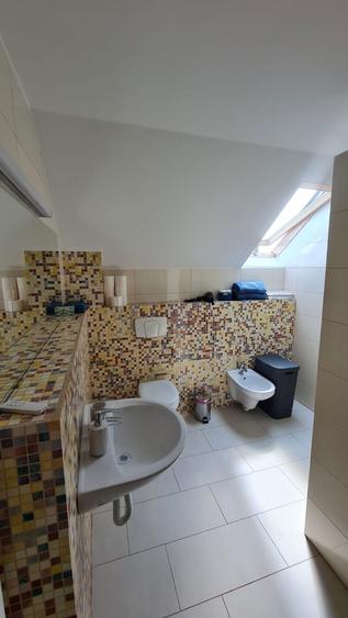 Casă cu 4 camere cu Teren 1000 Mp în Bilca