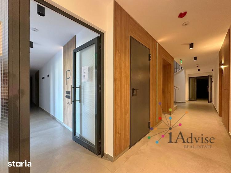 Apartament cu 3 camere în Tractorul