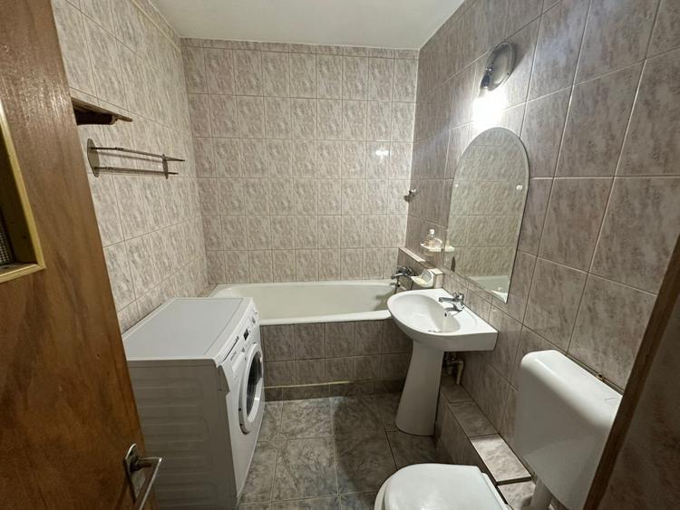 Apartament cu 3 camere decomandat, mobilat în Gorjului