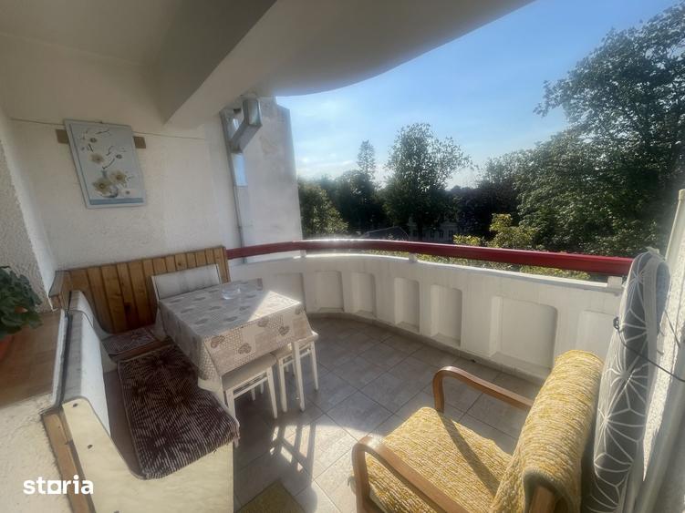 Apartament cu 3 camere decomandat în Sub Arini