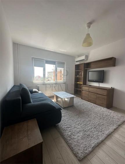 Apartament cu 2 camere semidecomandat în Gheorghe Lazăr