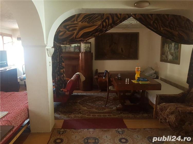 Casă cu 3 camere cu Teren 2500 Mp în Sălătrucu