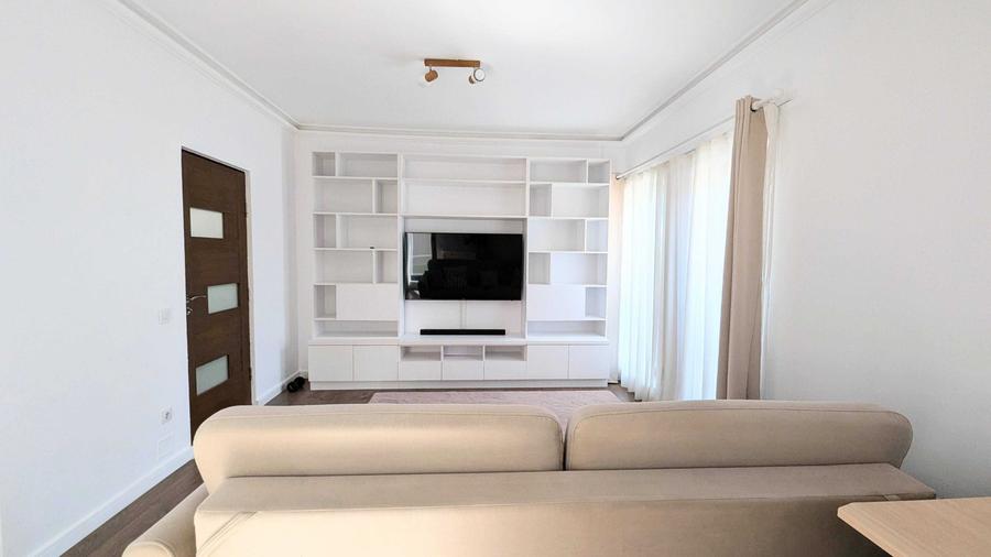 Apartament cu 2 camere decomandat, mobilat în Borhanci