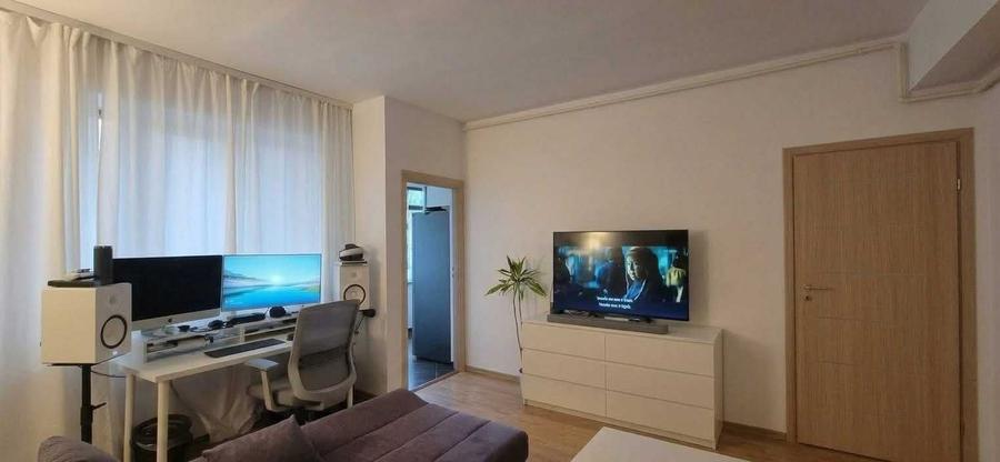Apartament cu 2 camere semidecomandat în Dămăroaia