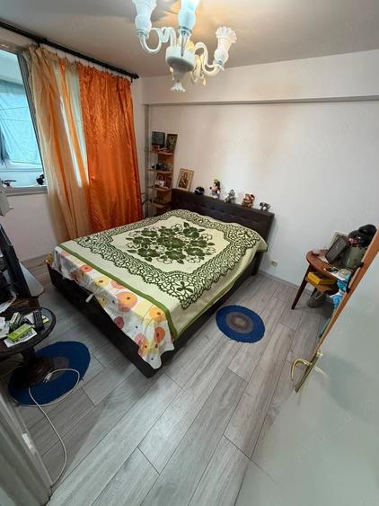 Apartament cu 2 camere semidecomandat în Libertății