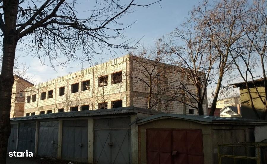 Spațiu comercial, de 700 mp, în Energiei