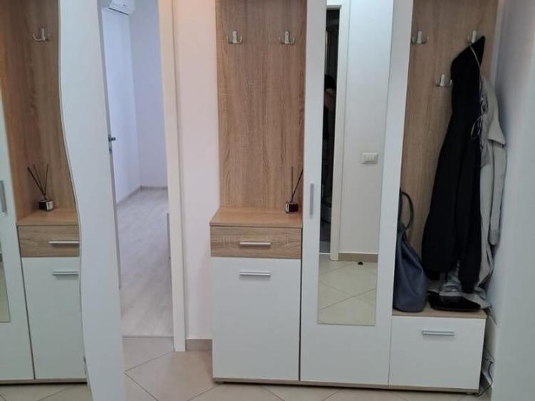 Apartament cu 2 camere semidecomandat, mobilat în Parcul Carol
