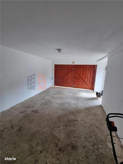 Casă cu 4 camere în Sătuc