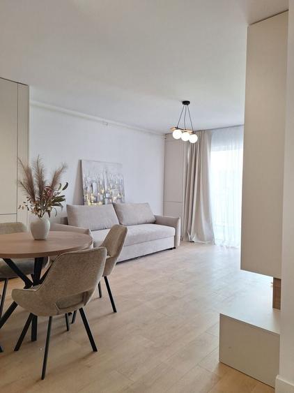 Apartament cu 2 camere semidecomandat în Florești