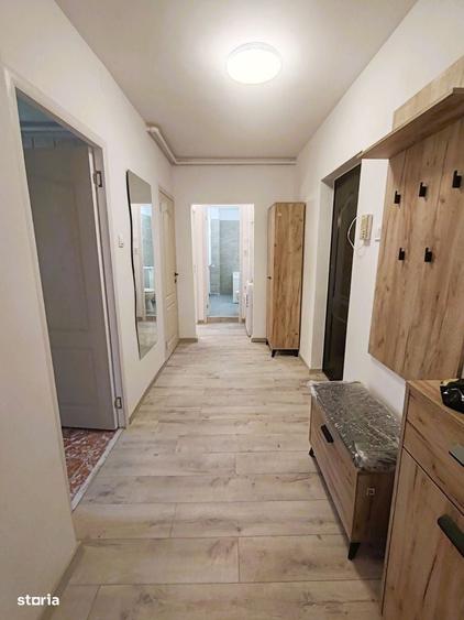 Apartament cu 2 camere decomandat în 13 Septembrie