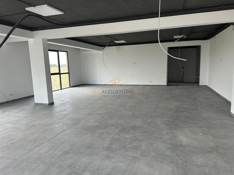 Spațiu industrial, de 819 mp, în Sud