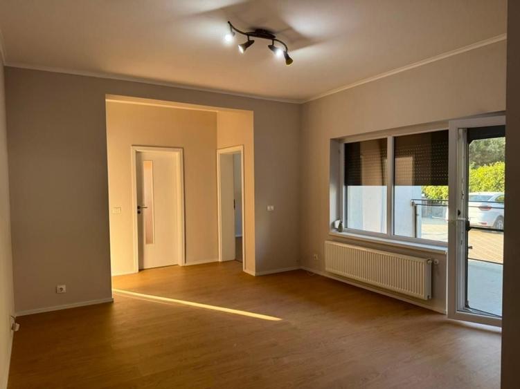 Apartament cu 3 camere decomandat în Braytim