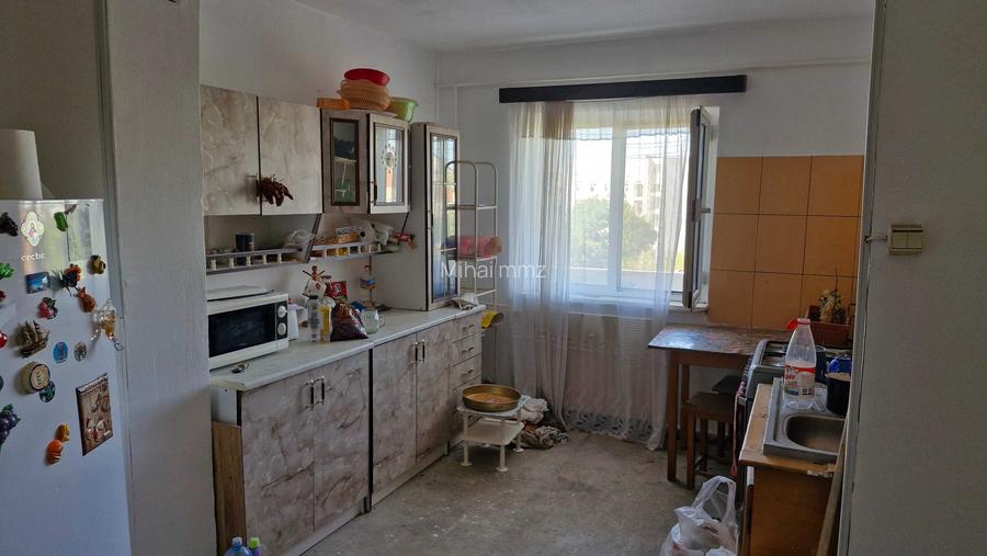 Proprietar Vand apartament 2 camere, Craiova, zona centrala Brazda (Politie / CAS)