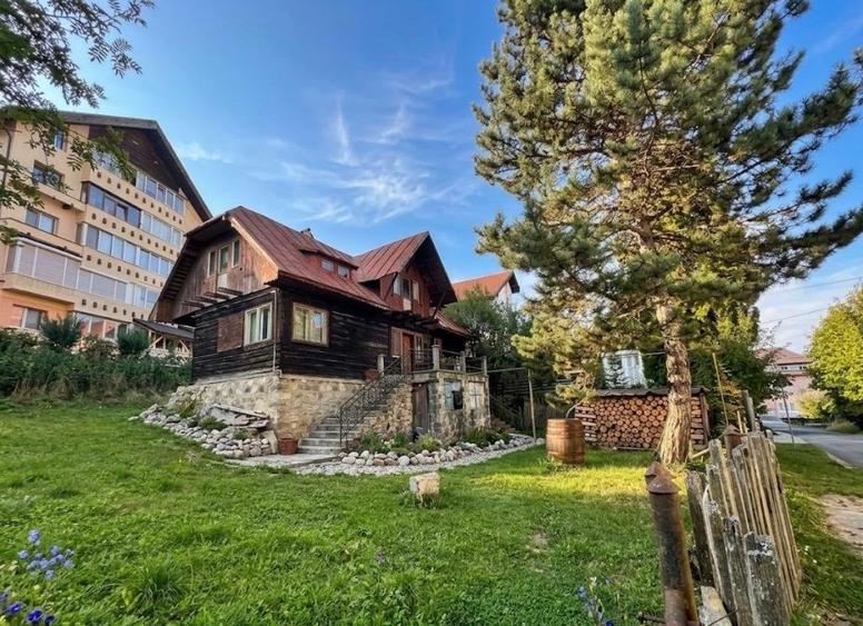 Casă cu 6 camere cu Teren 749 Mp în Predeal