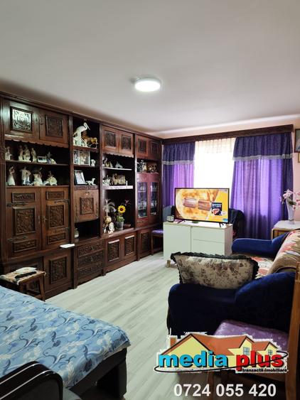 Apartament cu 2 camere decomandat de vânzare – Micro 17 - 1