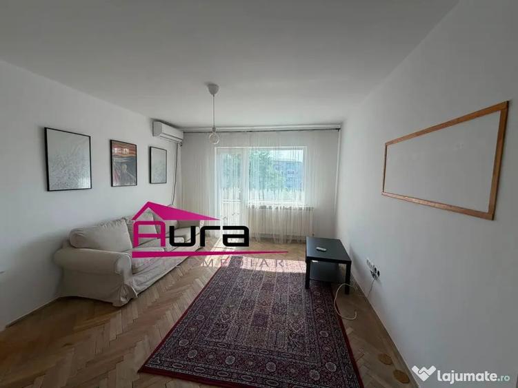 Apartament cu 3 camere nedecomandat în Central