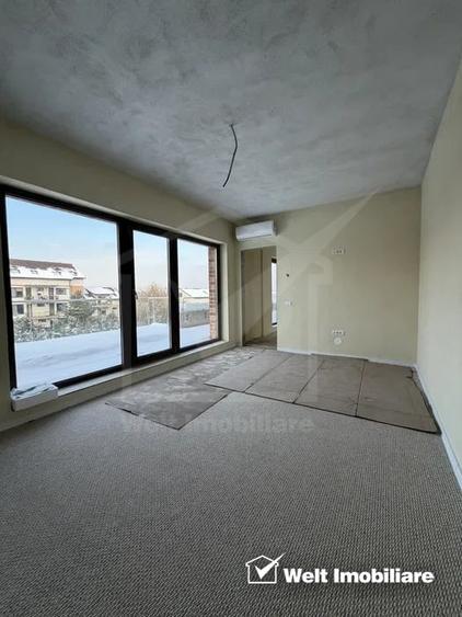 Apartament cu 3 camere semidecomandat, mobilat în Borhanci