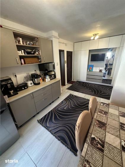 Apartament cu 2 camere decomandat în Lipovei