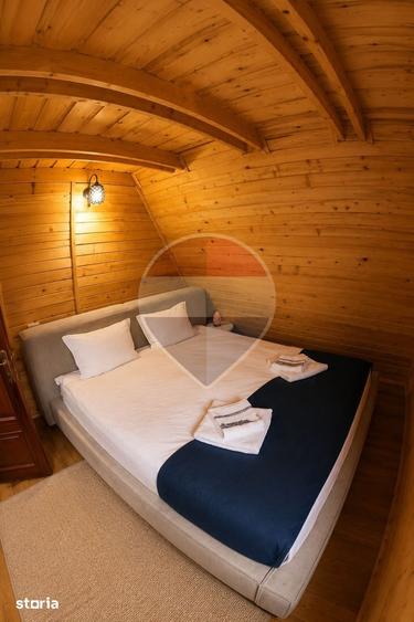Casă cu 4 camere cu Teren 1800 Mp în Strâmtura
