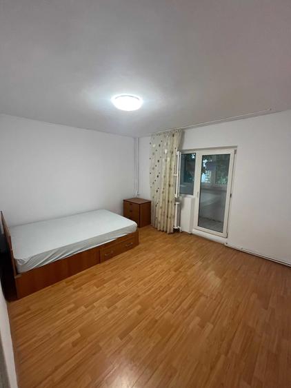 Inchiriere apartament cu 3 camere decomandat, Bucuresti Sector 5, Prosper Maria Cuntan, Centrala proprie, 74 mp - 2