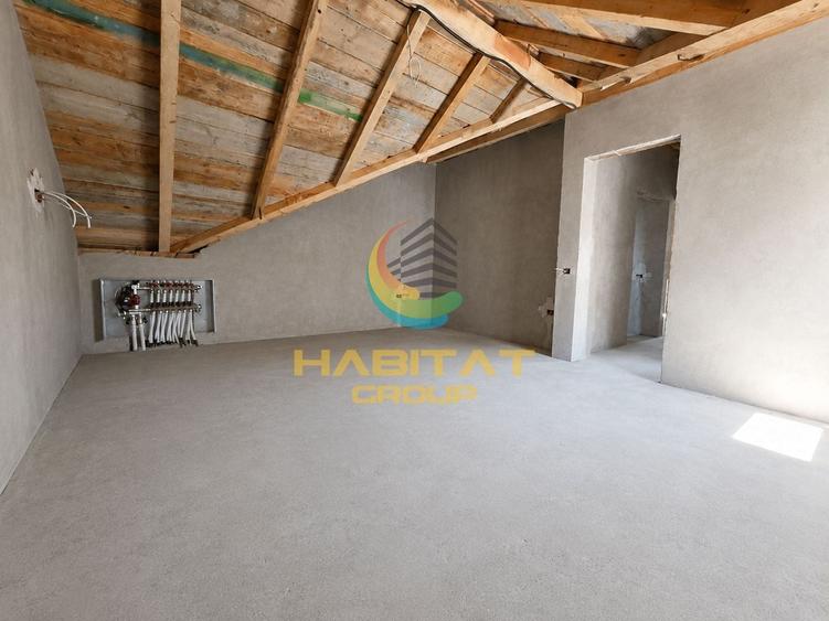 Duplex cu 5 camere cu Canalizare în Central