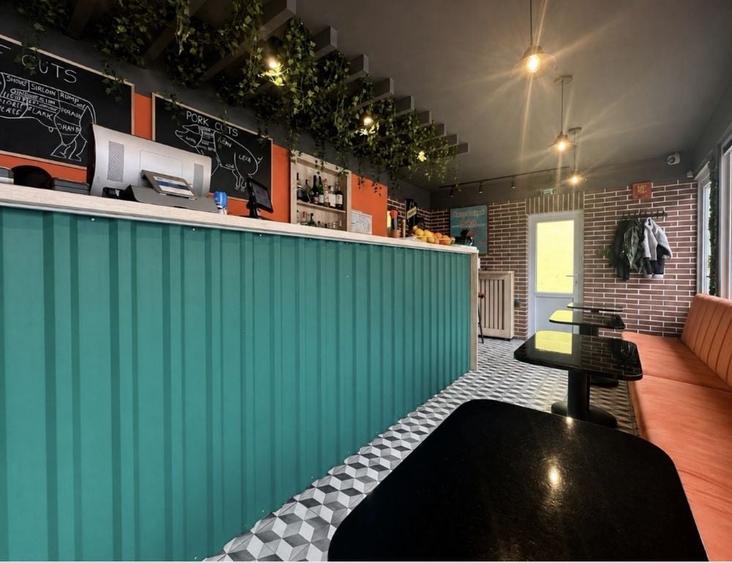 Spațiu comercial, de 100 mp, în Central