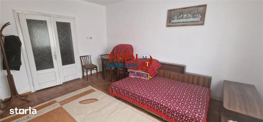 Casă cu 4 camere cu Teren 1504 Mp în Sântimbru
