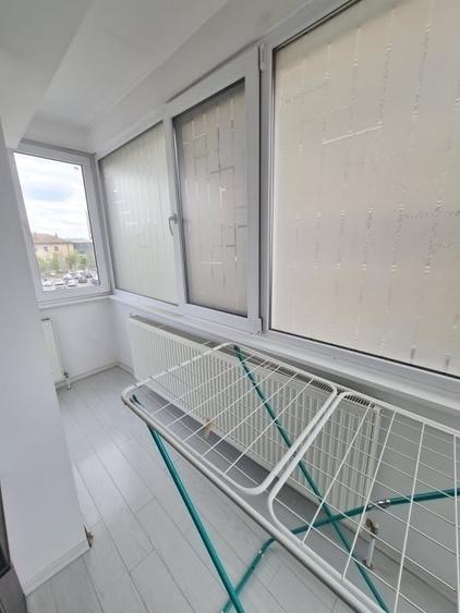 Apartament cu 2 camere semidecomandat în Centru Civic