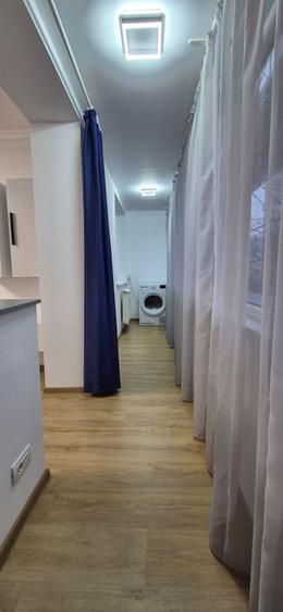 Apartament cu 2 camere semidecomandat în Olteniței