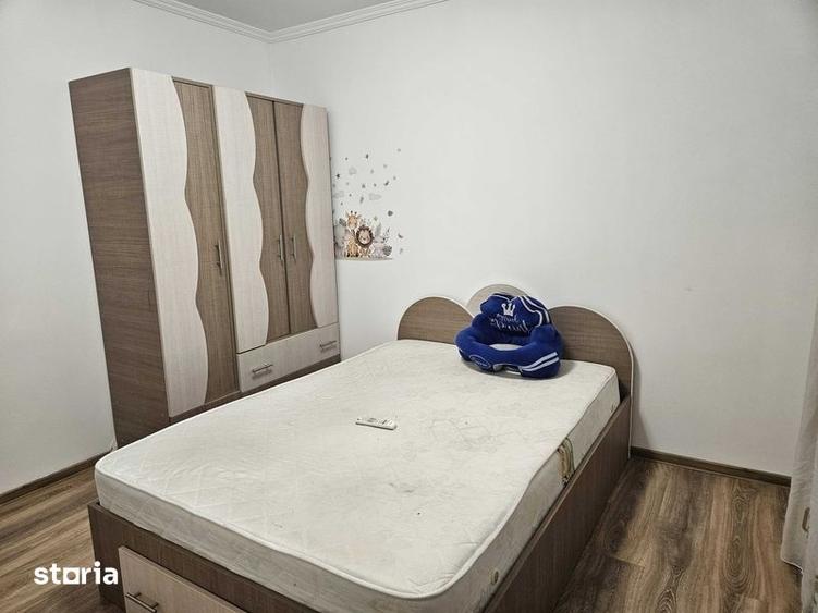 Apartament cu 3 camere în Războieni
