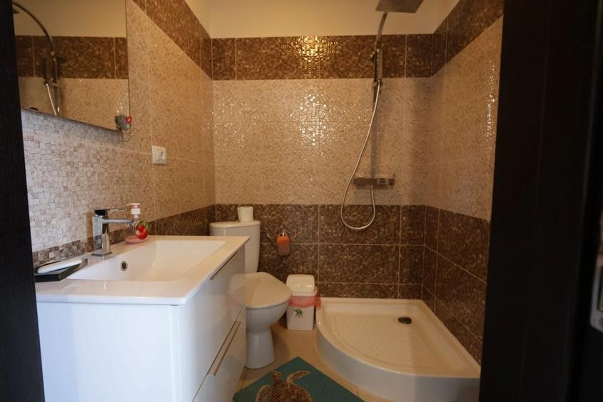Casă individuală cu 4 camere cu Canalizare în Frumoasa