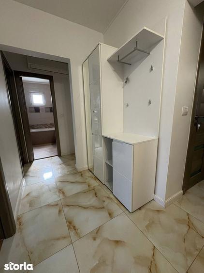 Apartament cu 3 camere decomandat în Mazepa 2