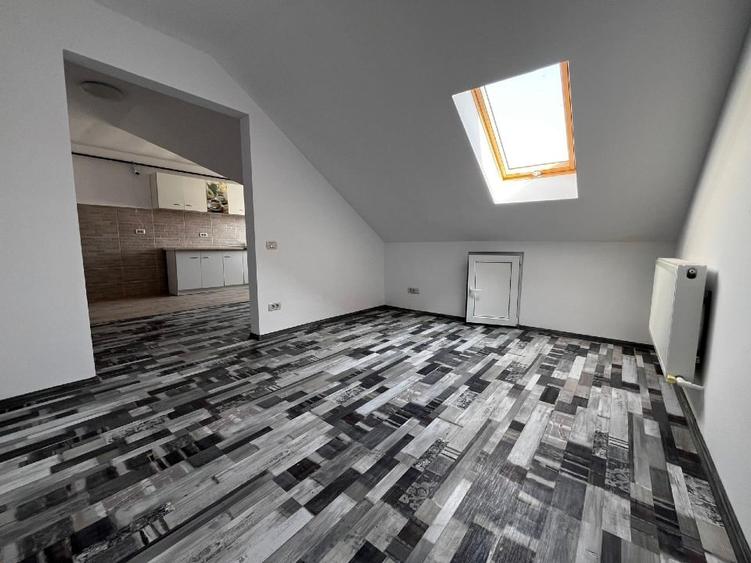 Apartament cu 3 camere decomandat, mobilat în Burdujeni