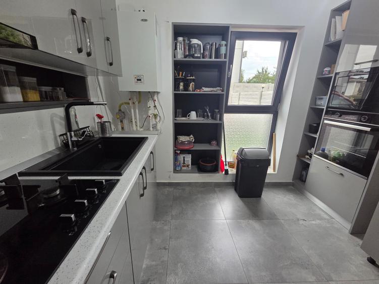 Duplex cu 4 camere cu Canalizare în Bragadiru